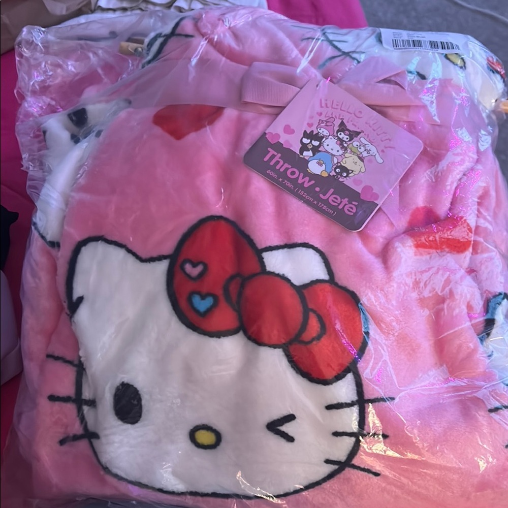 Hello Kitty Pink Throw Blanket